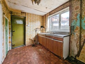 Photo 9- click for photo gallery